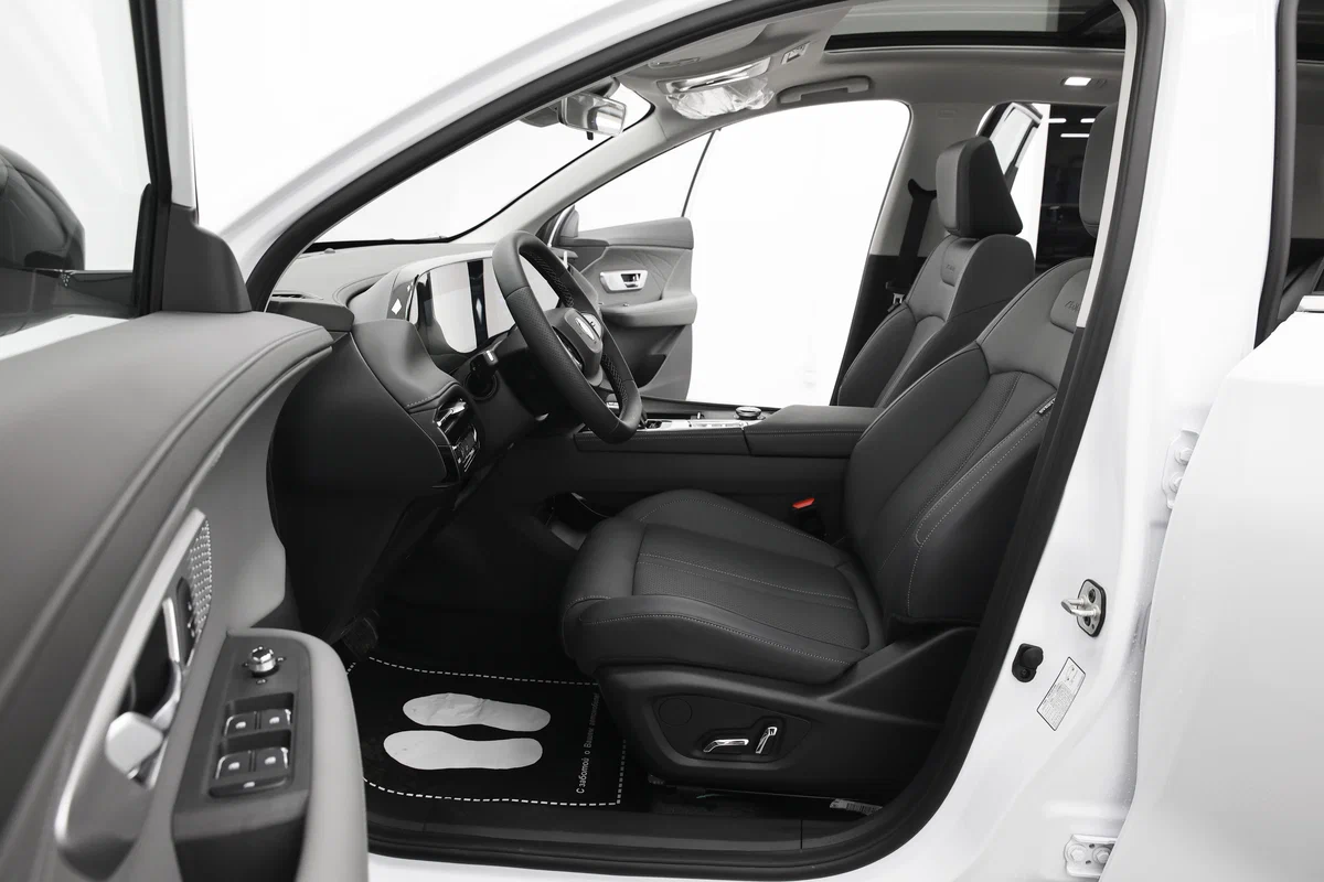 Dongfeng Huge - Изображение №19