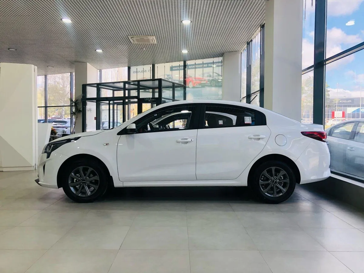 Новый авто Solaris KRS в кредит