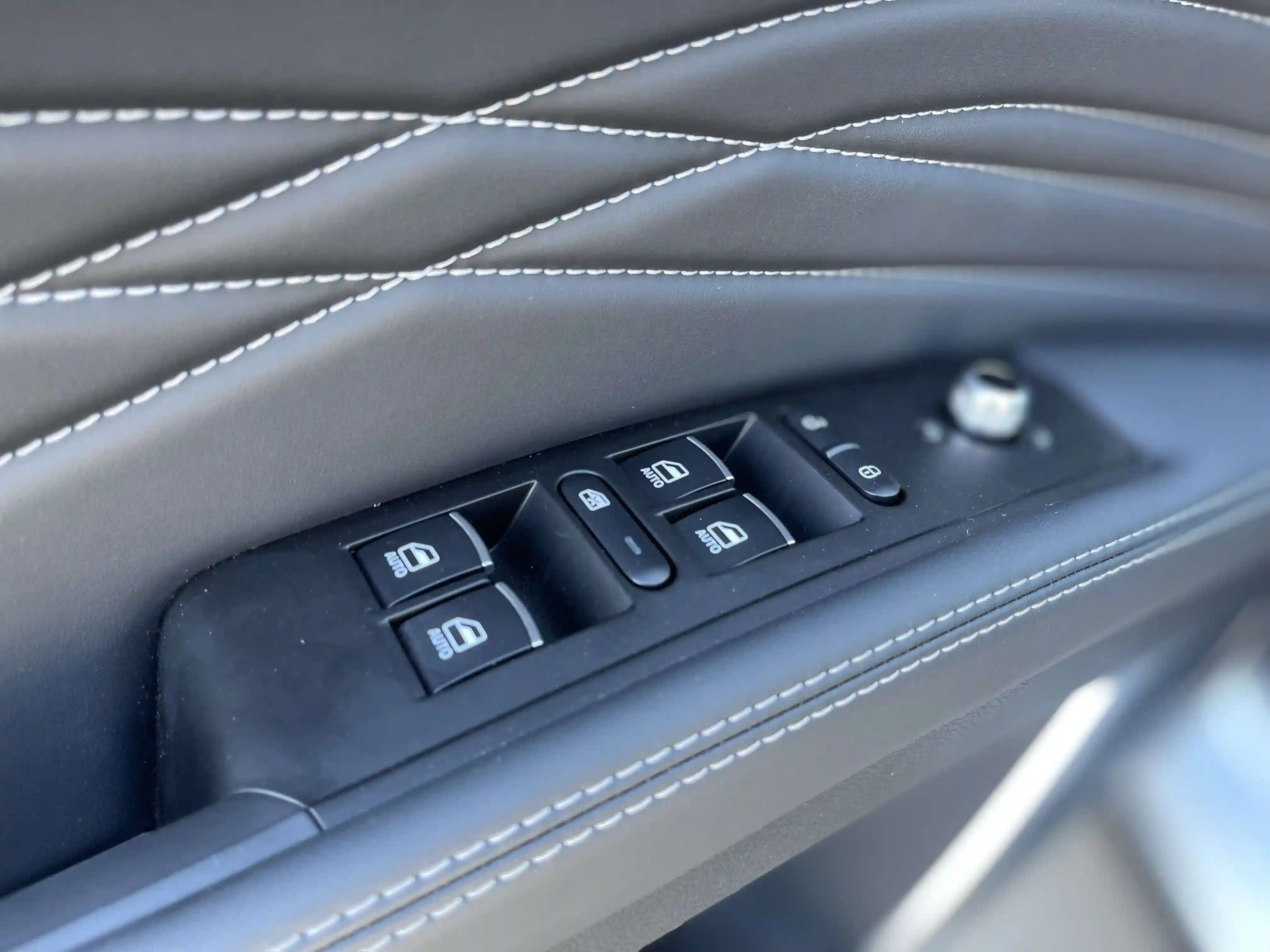 Dongfeng DFSK ix5 - Изображение №15